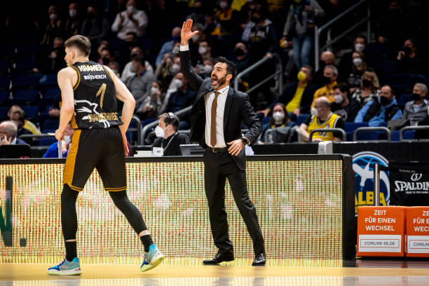 而被迫调整 而被迫调整